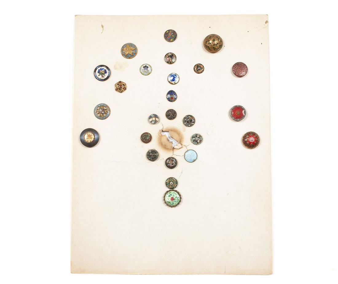 COLLECTOR CARD OF RARE DIVISION I ENAMEL BUTTONS (1 of 6)