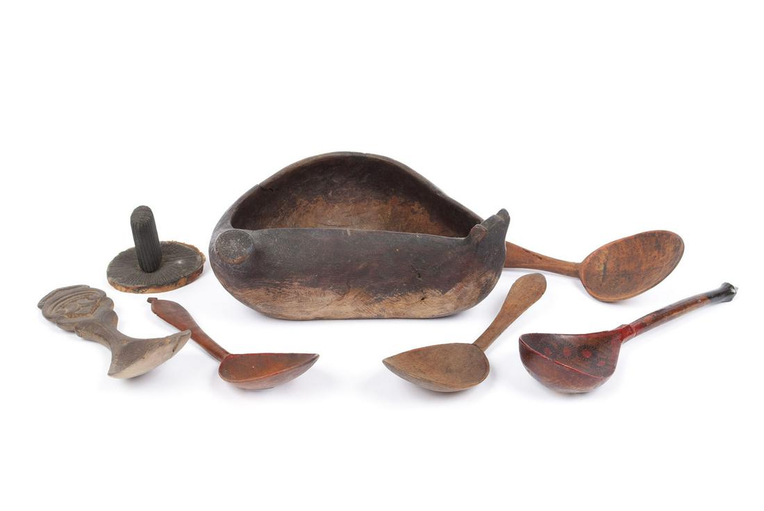 ASSORTMENT OF CARVED RUSSIAN ITEMS (1 of 4)