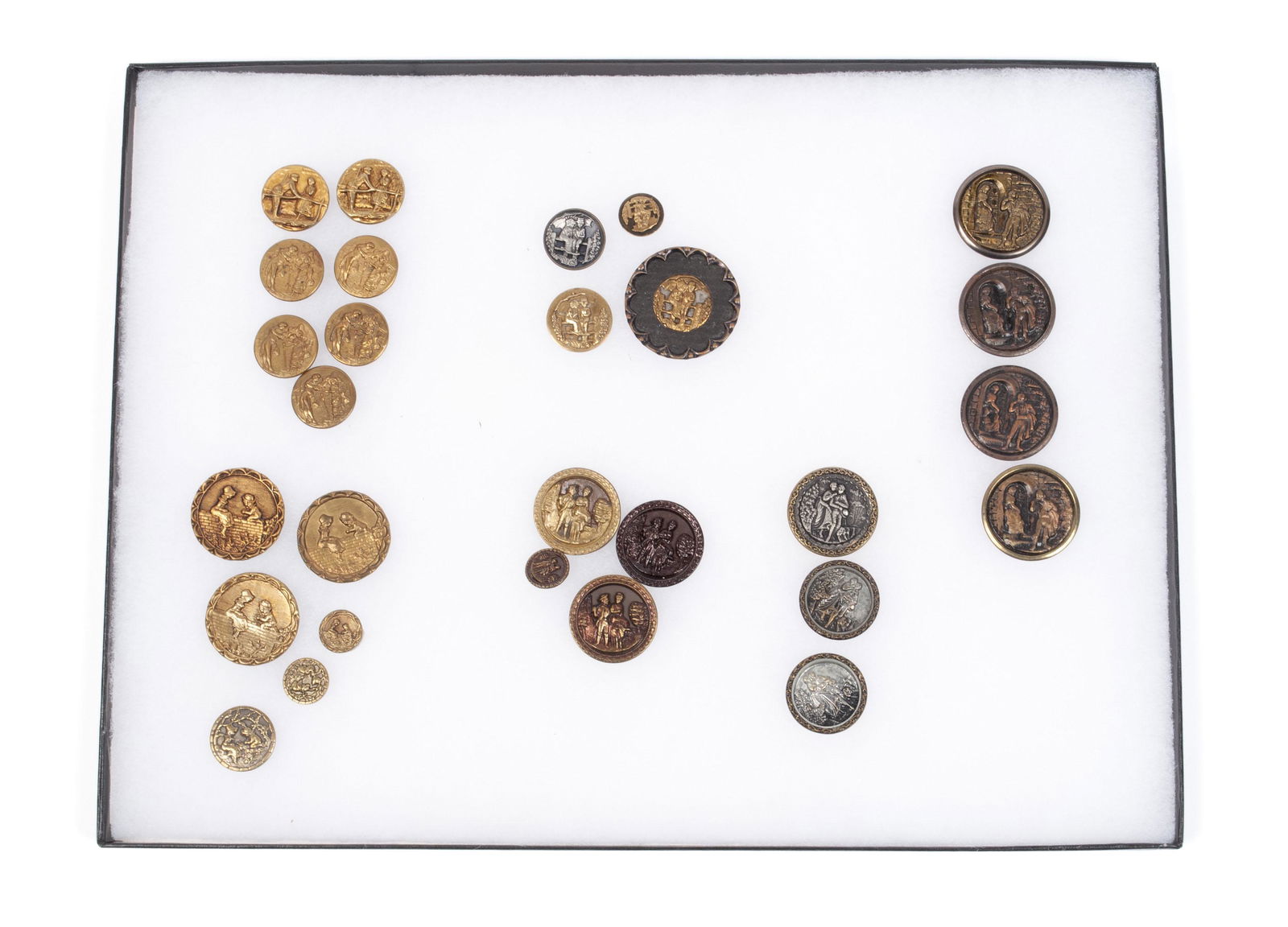 COLLECTION OF DIVISION I LOVERS BUTTONS IN SUITES (1 of 7)