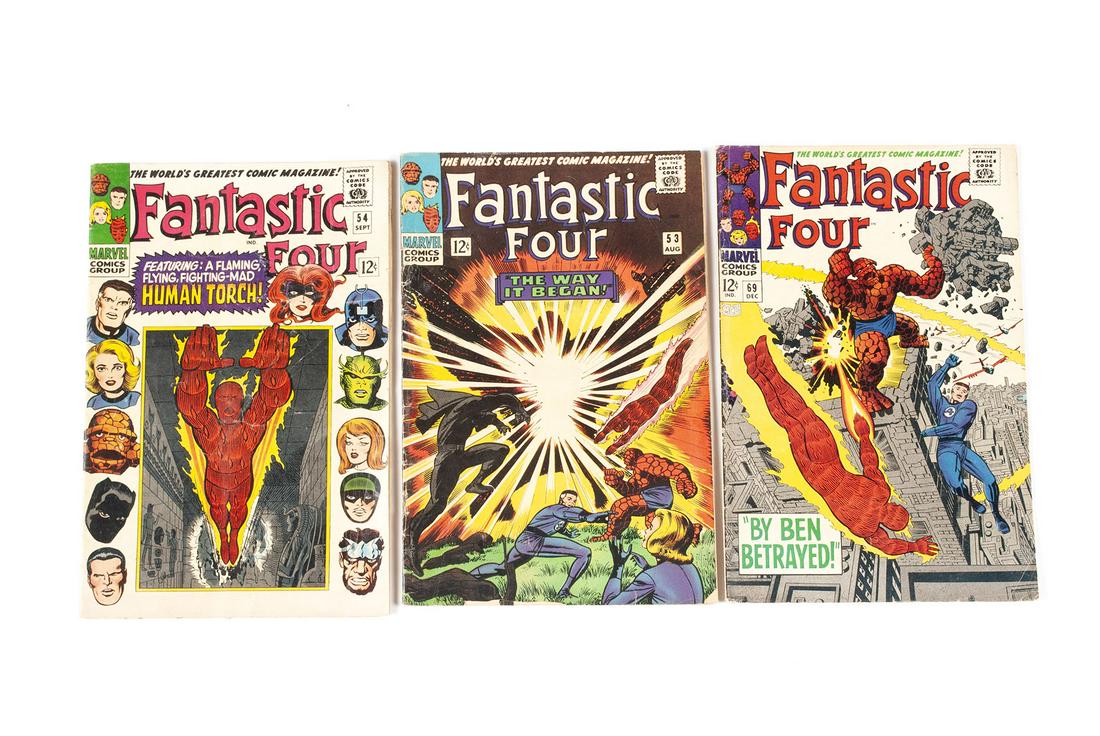 THREE FANTASTIC FOUR COMIC BOOKS (1 of 4)