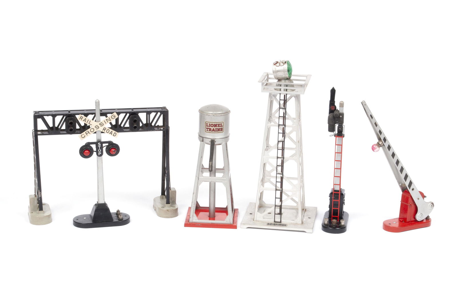 LIONEL TOY TRAIN ACCESSORIES (1 of 4)