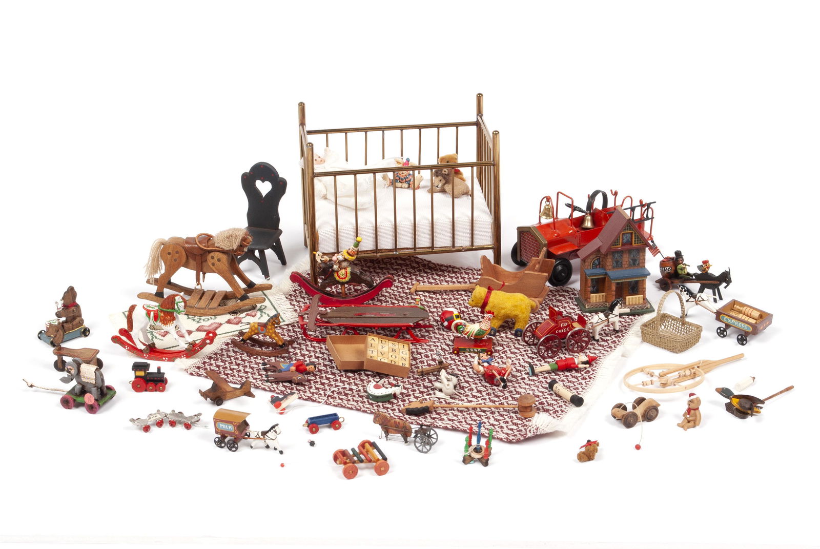 MINIATURE GROUP FOR A CHILD'S ROOM (1 of 15)