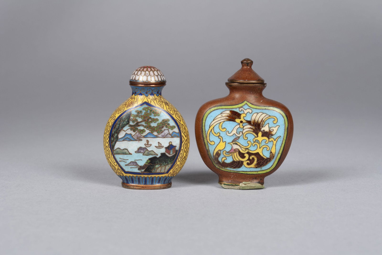 PAIRING OF CLOISONNE SNUFF BOTTLES (1 of 5)