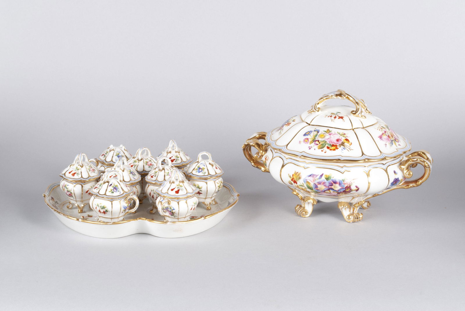 PORCELAIN POT DE CREME SERVICE (1 of 9)