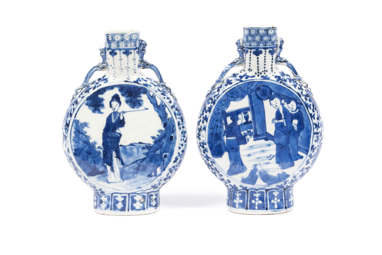 PAIR OF BLUE AND WHITE CHINESE MOON FLASKS (1 of 8)