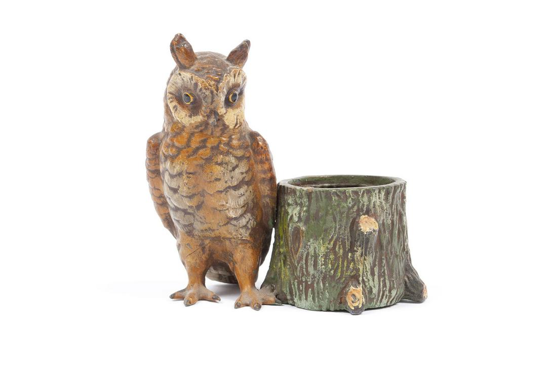 COLD-PAINTED BRONZE OWL TOOTHPICK HOLDER (1 of 4)