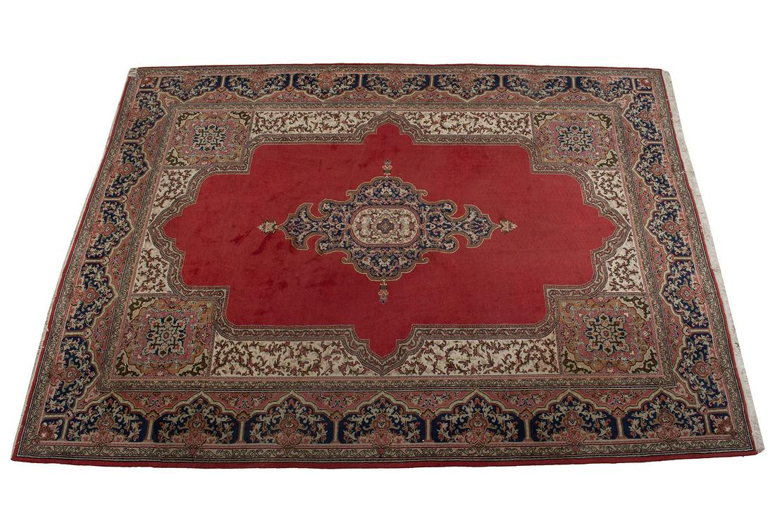 PERSIAN ROOM RUG (1 of 6)