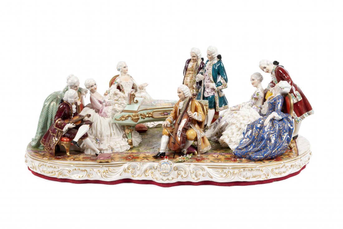 LARGE LUIGI FABRIS PORCELAIN FIGURE GROUP (1 of 10)