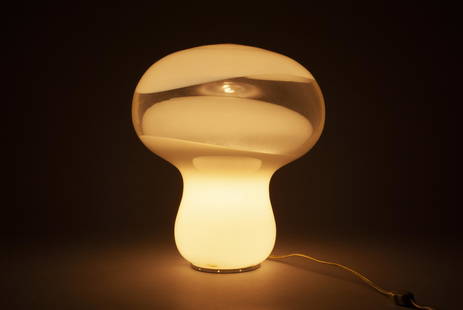 MURANO GLASS MUSHROOM FORM DESK LAMP: MURANO GLASS MUSHROOM FORM DESK LAMPItaly, ca. 1970s, in the manner of Luciano Vistosi. White decorated glass with a central abstract band of clear glass. 13" height