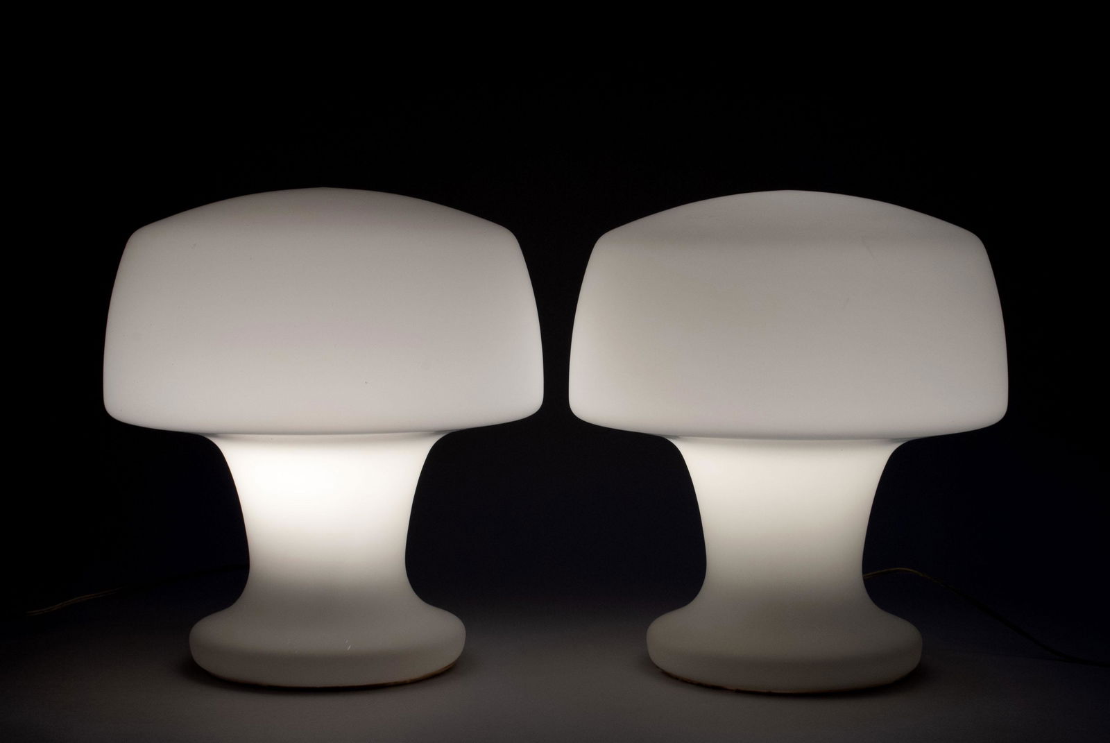 PAIR OF MUSHROOM LAMPS FOR LAUREL (1 of 4)