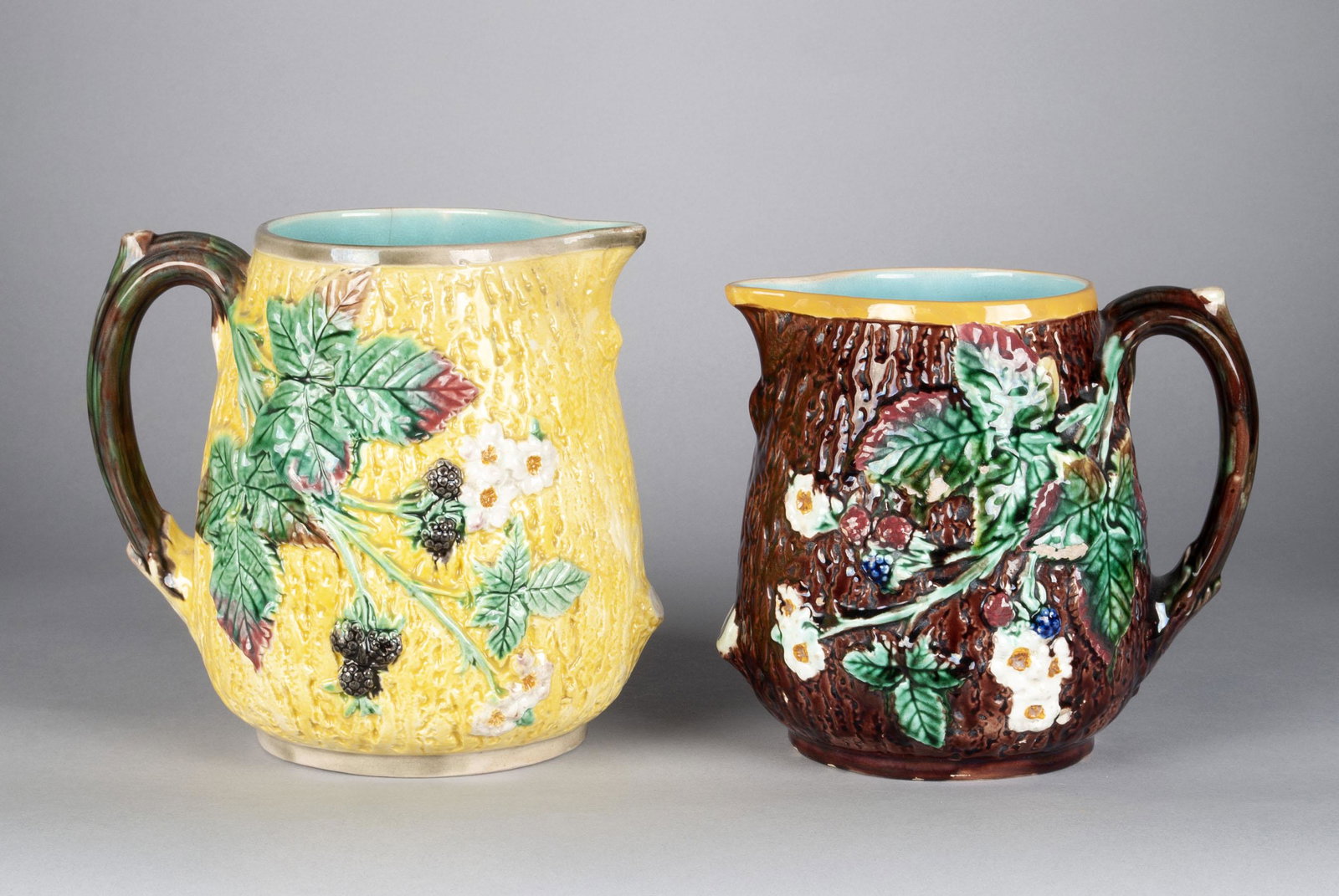 PAIRING OF MAJOLICA PITCHERS BY WEDGWOOD (1 of 8)