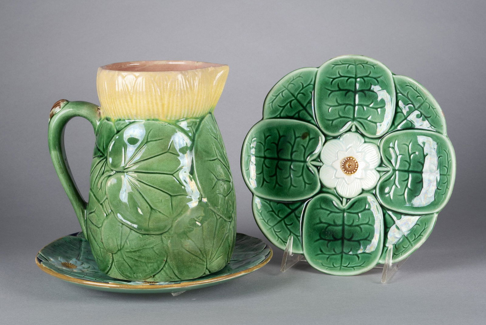 MAJOLICA LILY PAD PITCHER & PLATTER (1 of 9)