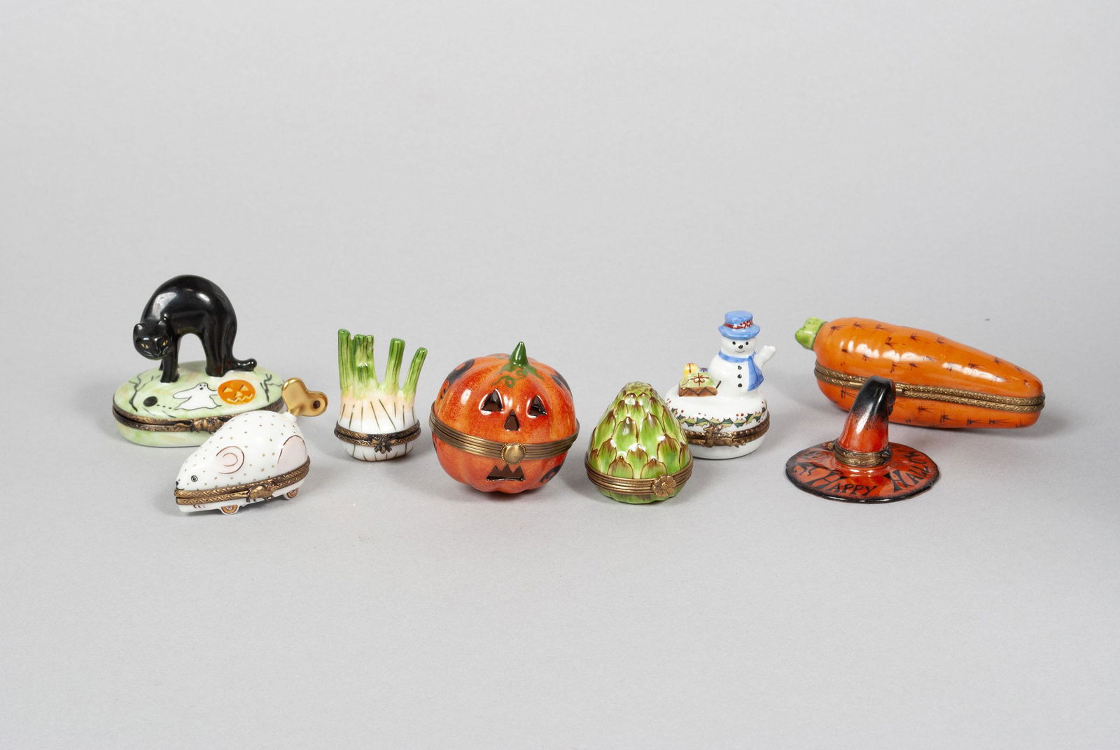 EIGHT ENAMEL DECORATED LIMOGES BOXES (1 of 7)