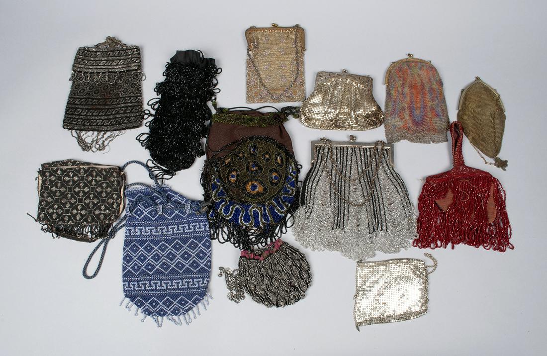 COLLECTION OF THIRTEEN ART DECO BEADED HANDBAGS (1 of 5)