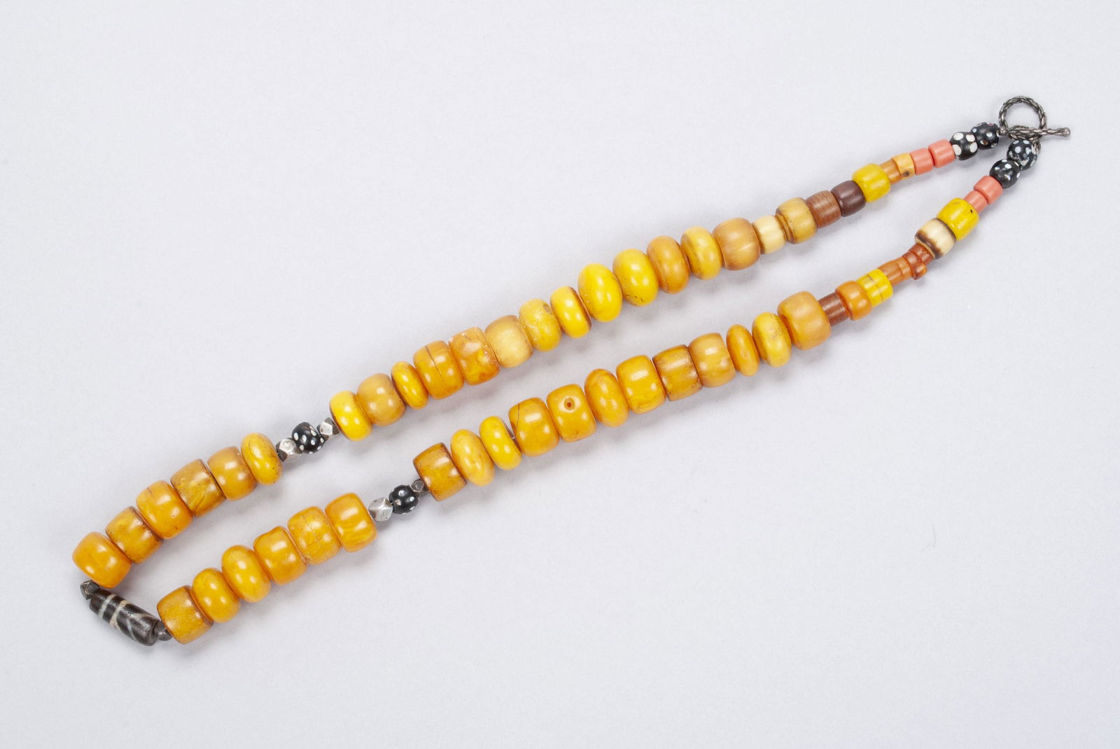 AFRICAN AMBER BEADED NECKLACE (1 of 5)