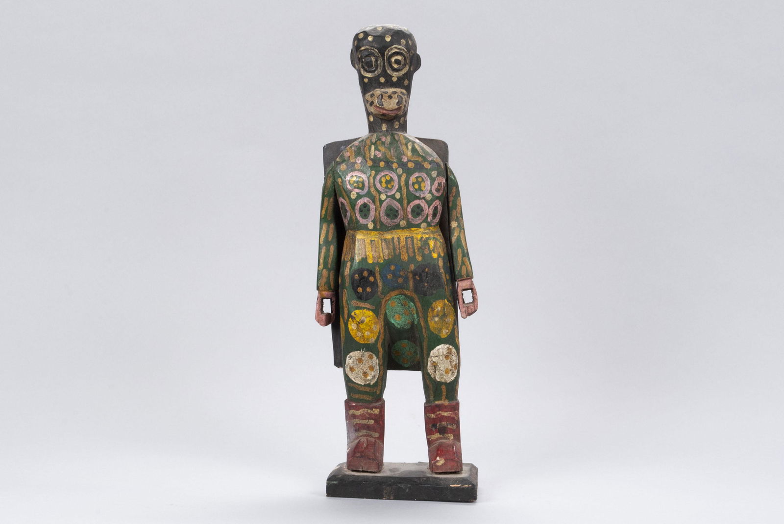 POLYCHROME WOODEN EFFIGY FIGURE (1 of 6)