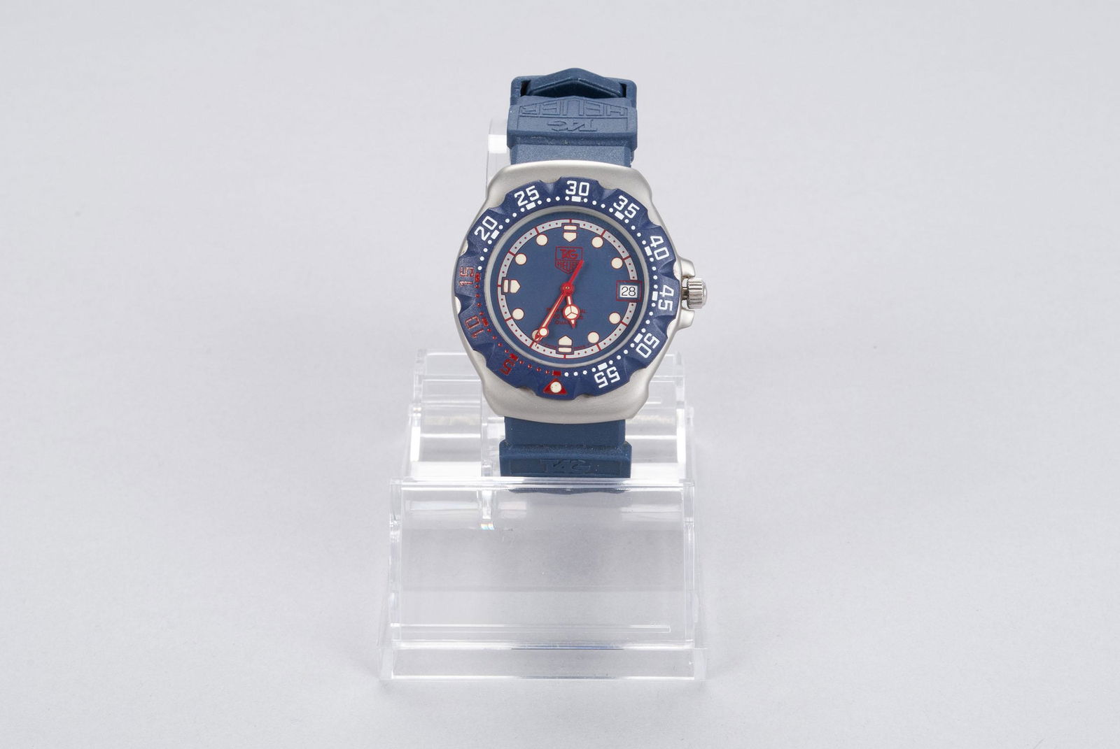 TAG HEUER FORMULA 1 WATCH (1 of 9)