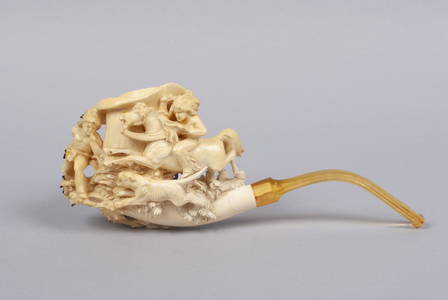 LARGE MEERSCHAUM FIGURAL NATIVE AMERICAN PIPE