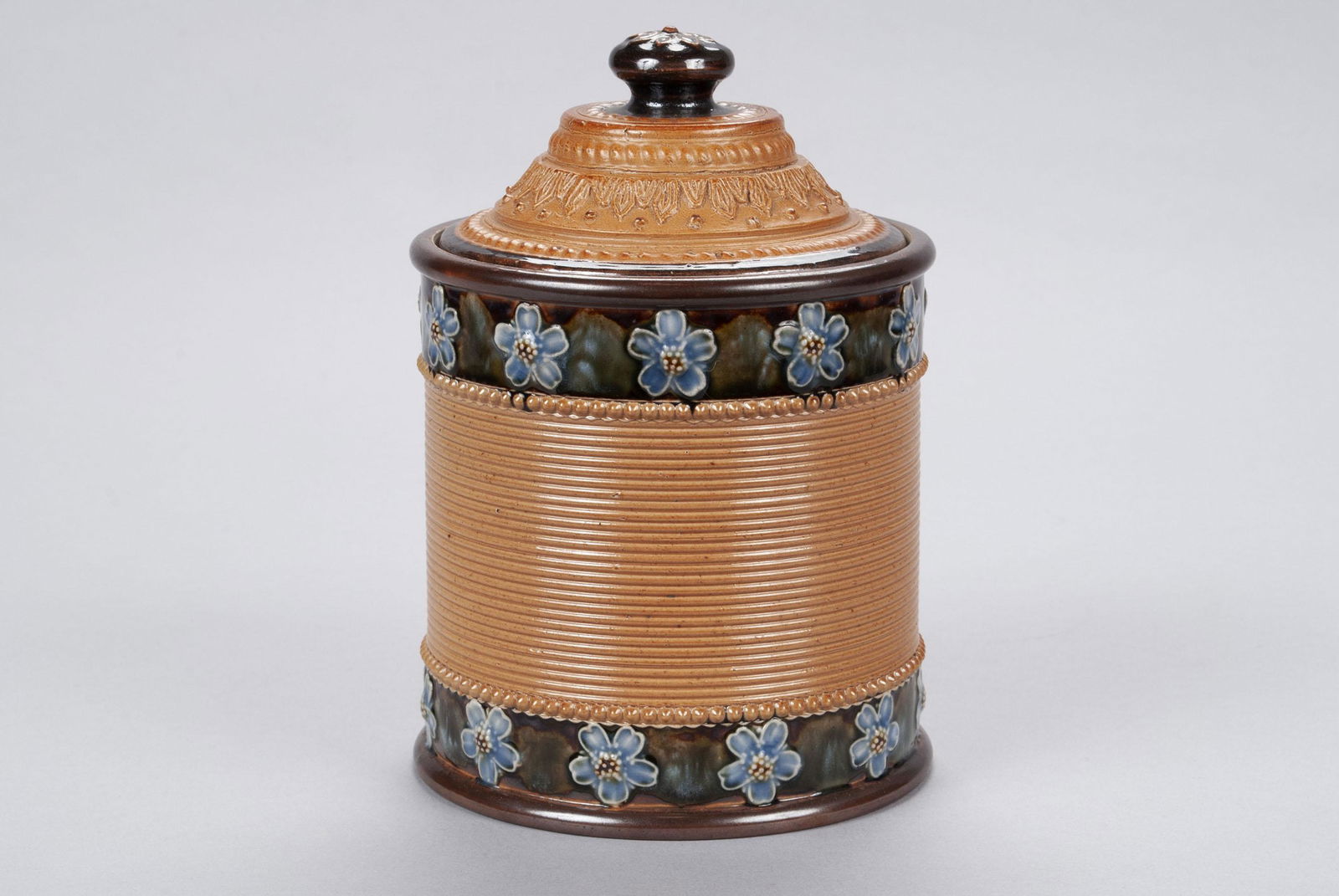 ROYAL DOULTON PIPE TOBACCO HUMIDOR JAR Apr 20, 2022 Selkirk