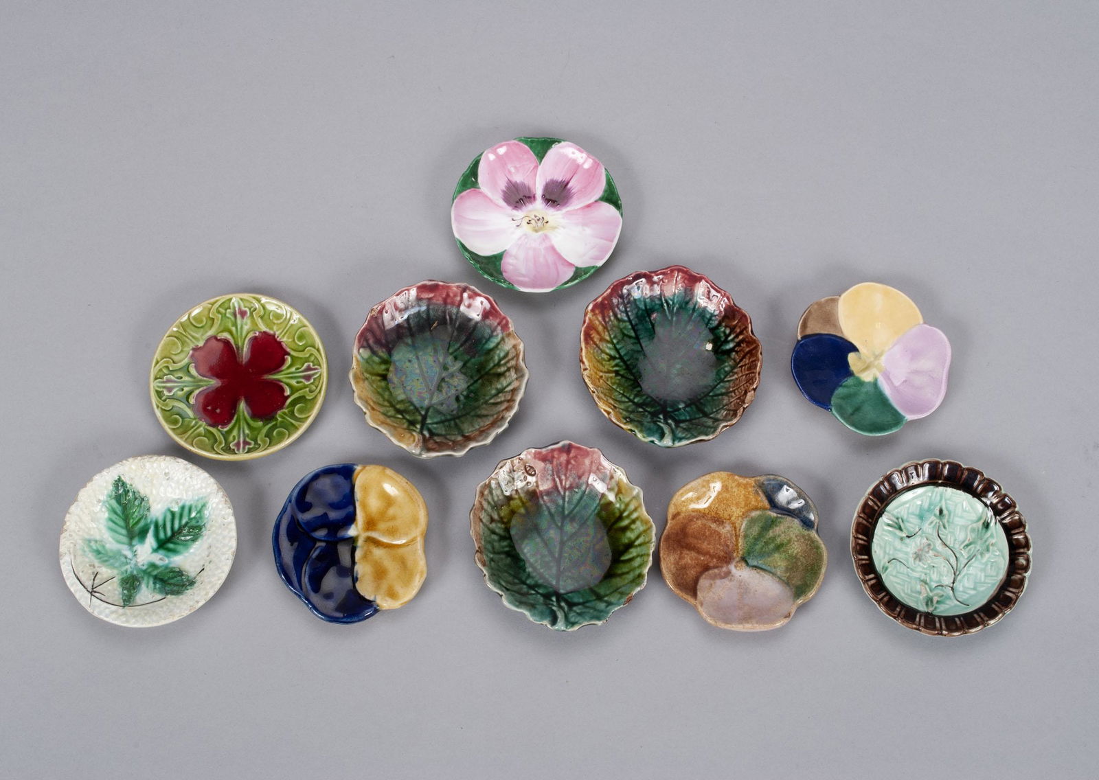 TEN MAJOLICA BUTTER PATS (1 of 5)