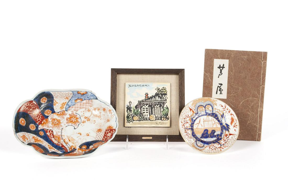 COLLECTION OF FOUR JAPANESE DECORATIVE ARTS (1 of 6)