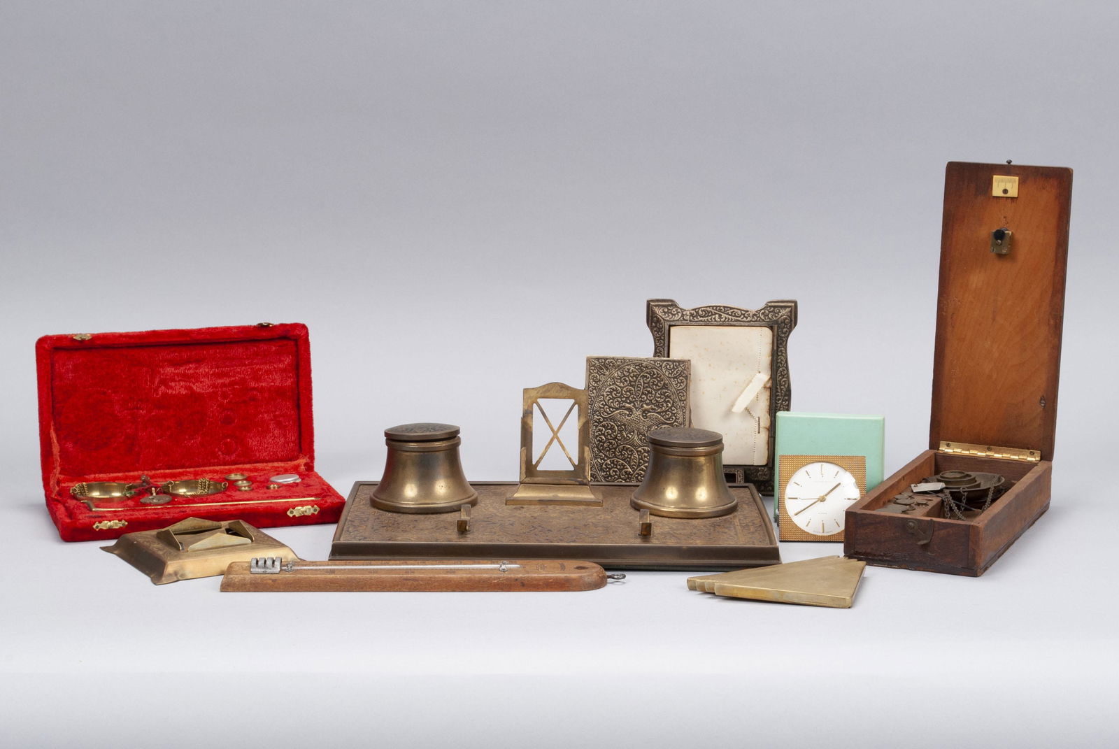 DESK SET COLLECTION (1 of 7)