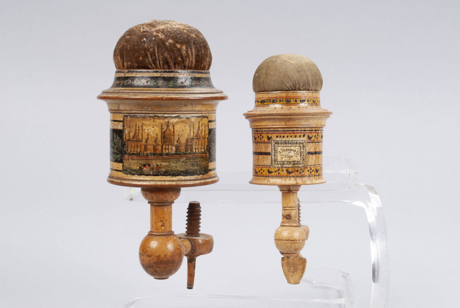 PAIRING OF BOXWOOD "THIRD-HAND" SEWING CLAMPS (1 of 7)