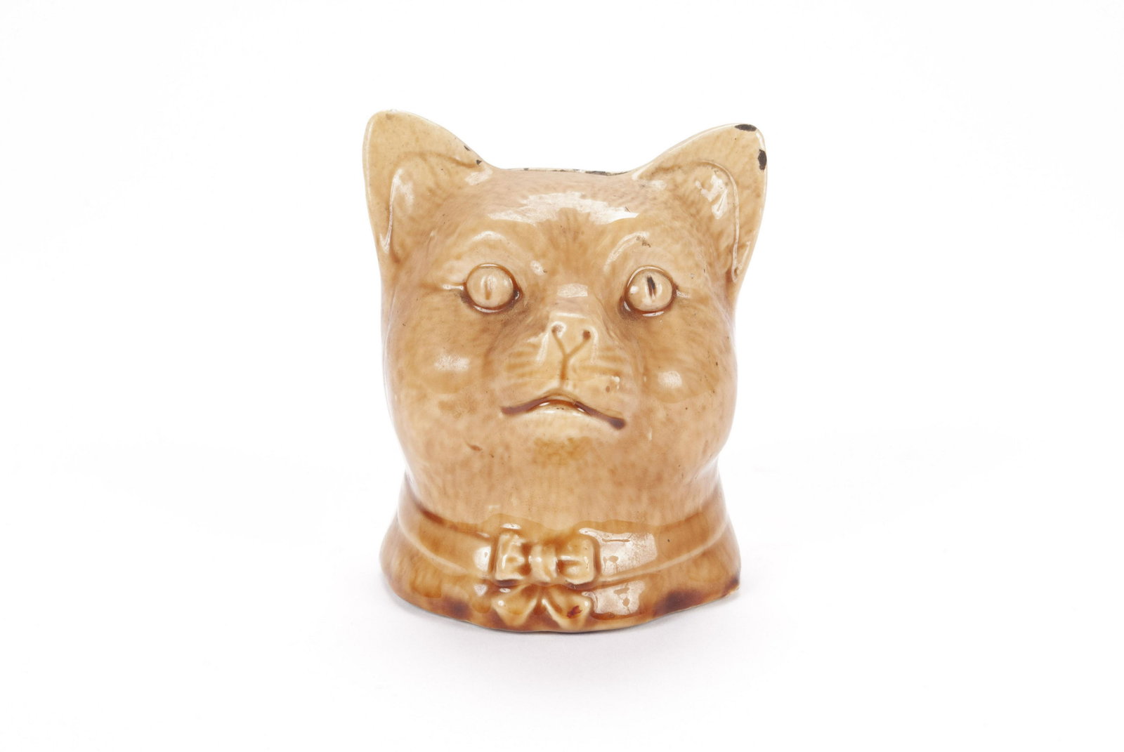BENNINGTON TYPE CAT BANK (1 of 4)