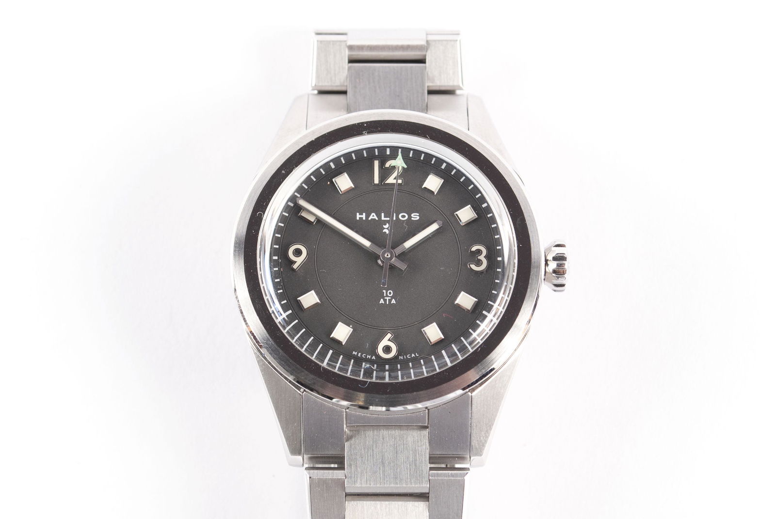 HALIOS UNIVERSA WRISTWATCH (1 of 8)