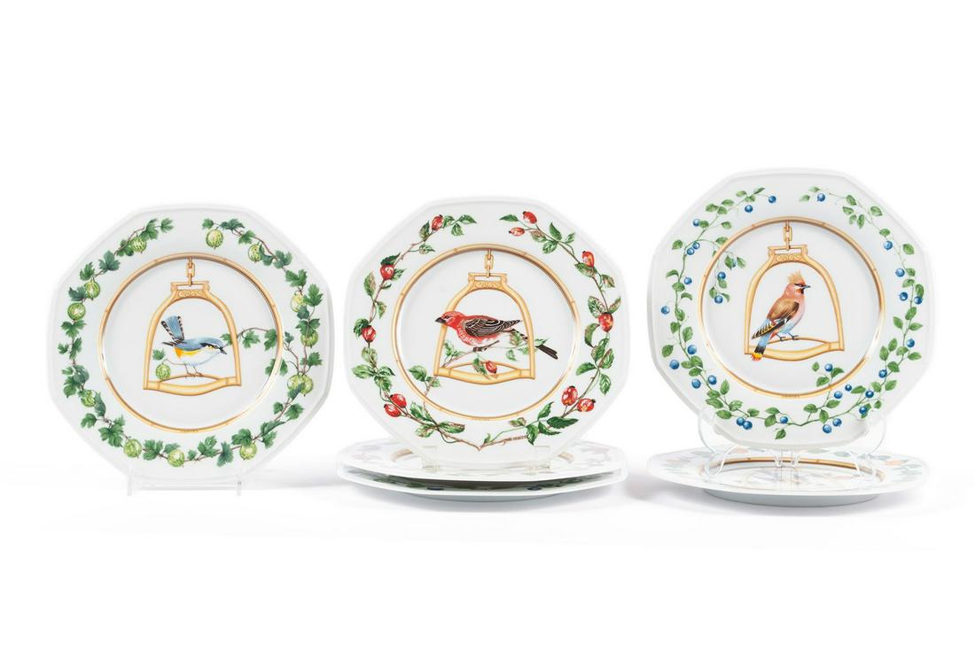 SET OF SIX HERMES PORCELAIN SERVICE PLATES (1 of 4)