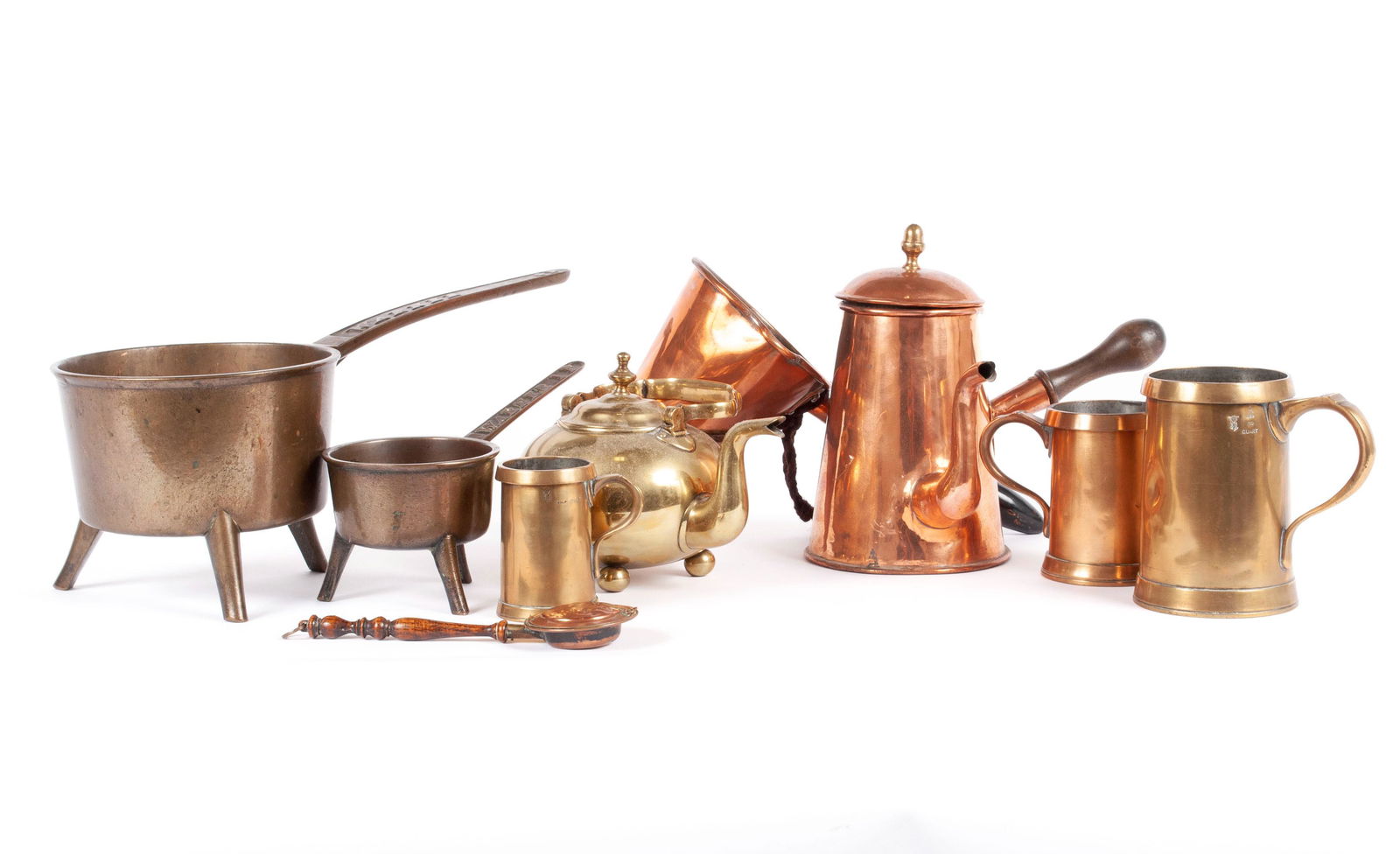 NINE ENGLISH 19TH CENTURY BRASS AND COPPER ITEMS (1 of 5)