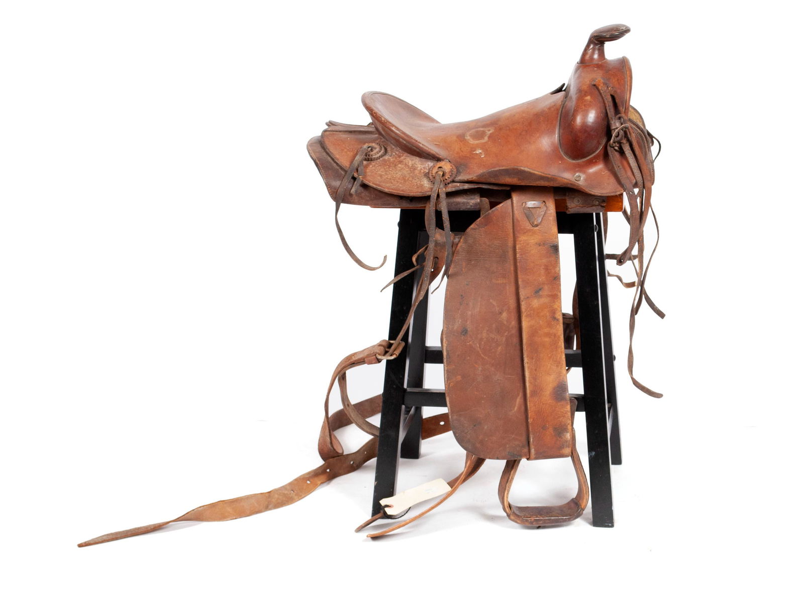 WESTERN CHAMPION LEATHER SADDLE (1 of 6)