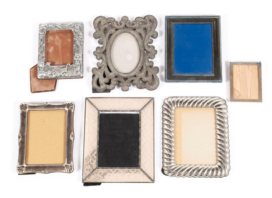 COLLECTION OF DECORATIVE SILVERED PICTURE FRAMES (1 of 4)