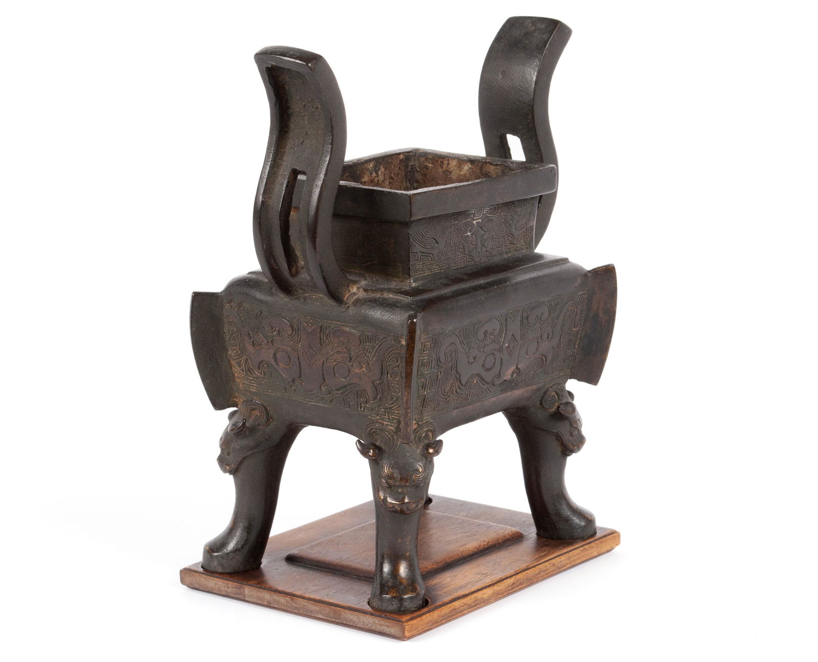 ARCHAIC INFLUENCE QING DYNASTY BRONZE FANGDING (1 of 6)