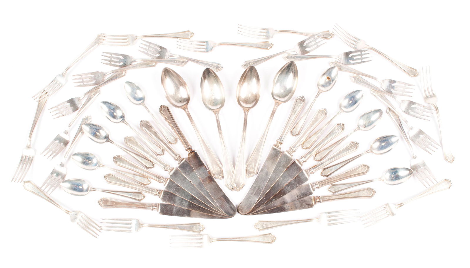 ALVIN STERLING FLATWARE SERVICE IN THE HAMILTON PATTERN (1 of 4)