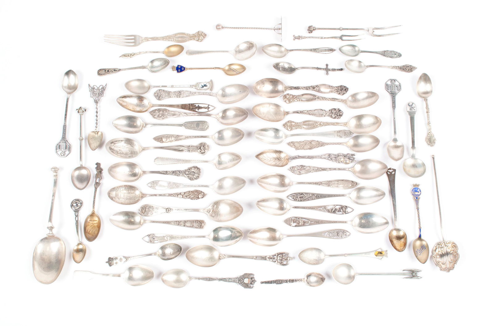 COLLECTION OF SILVER SOUVENIR SPOONS (1 of 5)