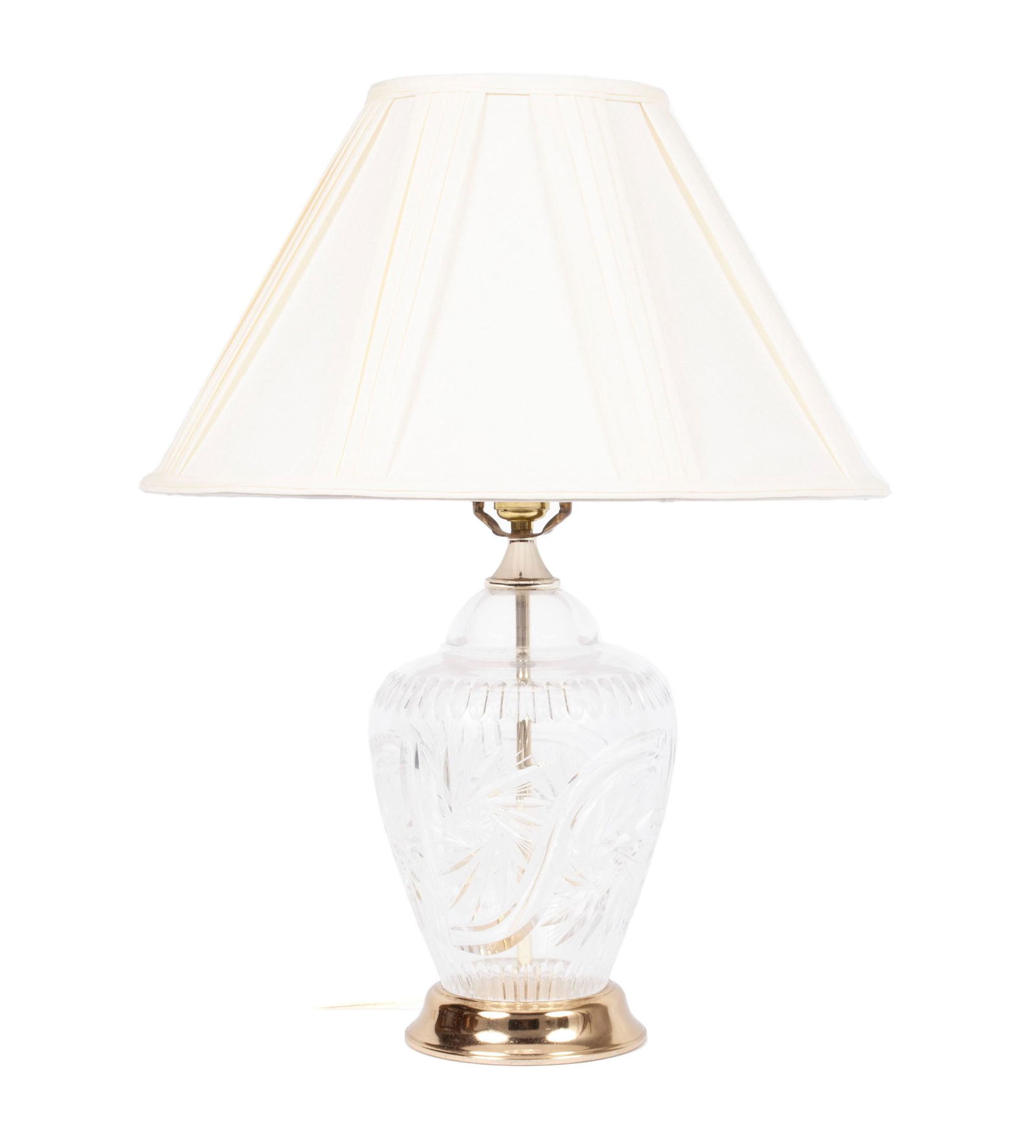 CUT GLASS TABLE LAMP (1 of 8)