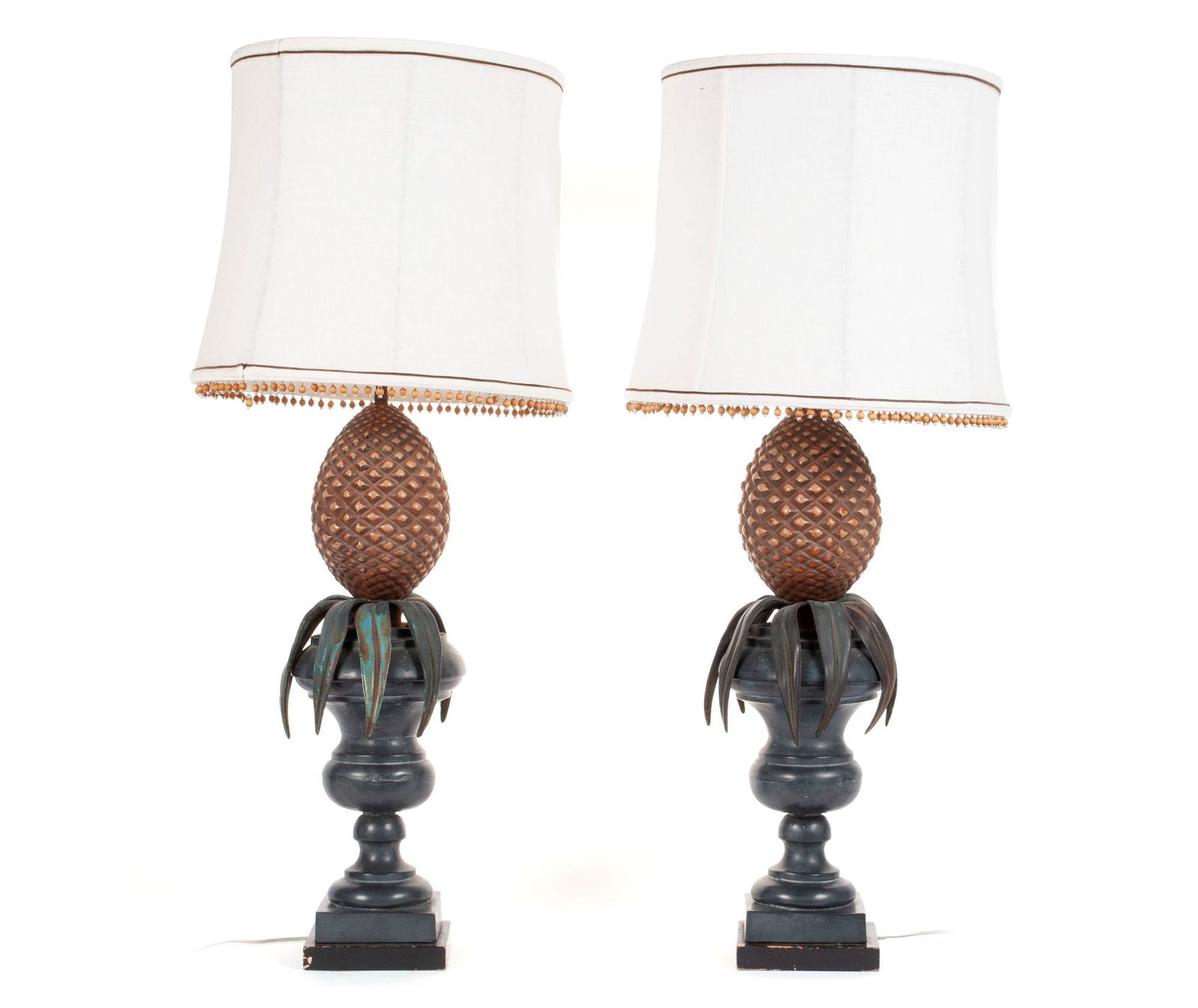 PAIR OF TOLE-PAINTED PINEAPPLE LAMPS (1 of 5)