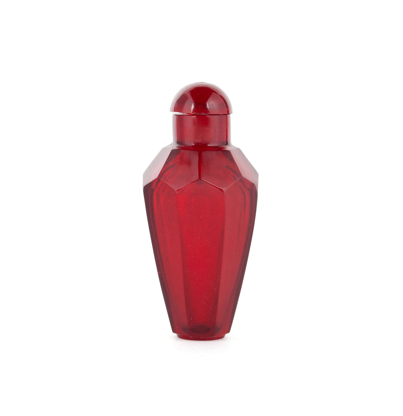 A QIANLONG RUBY FACETED GLASS SNUFF BOTTLE FROM IMPERIAL PALACE WORKSHOPS (1 of 7)
