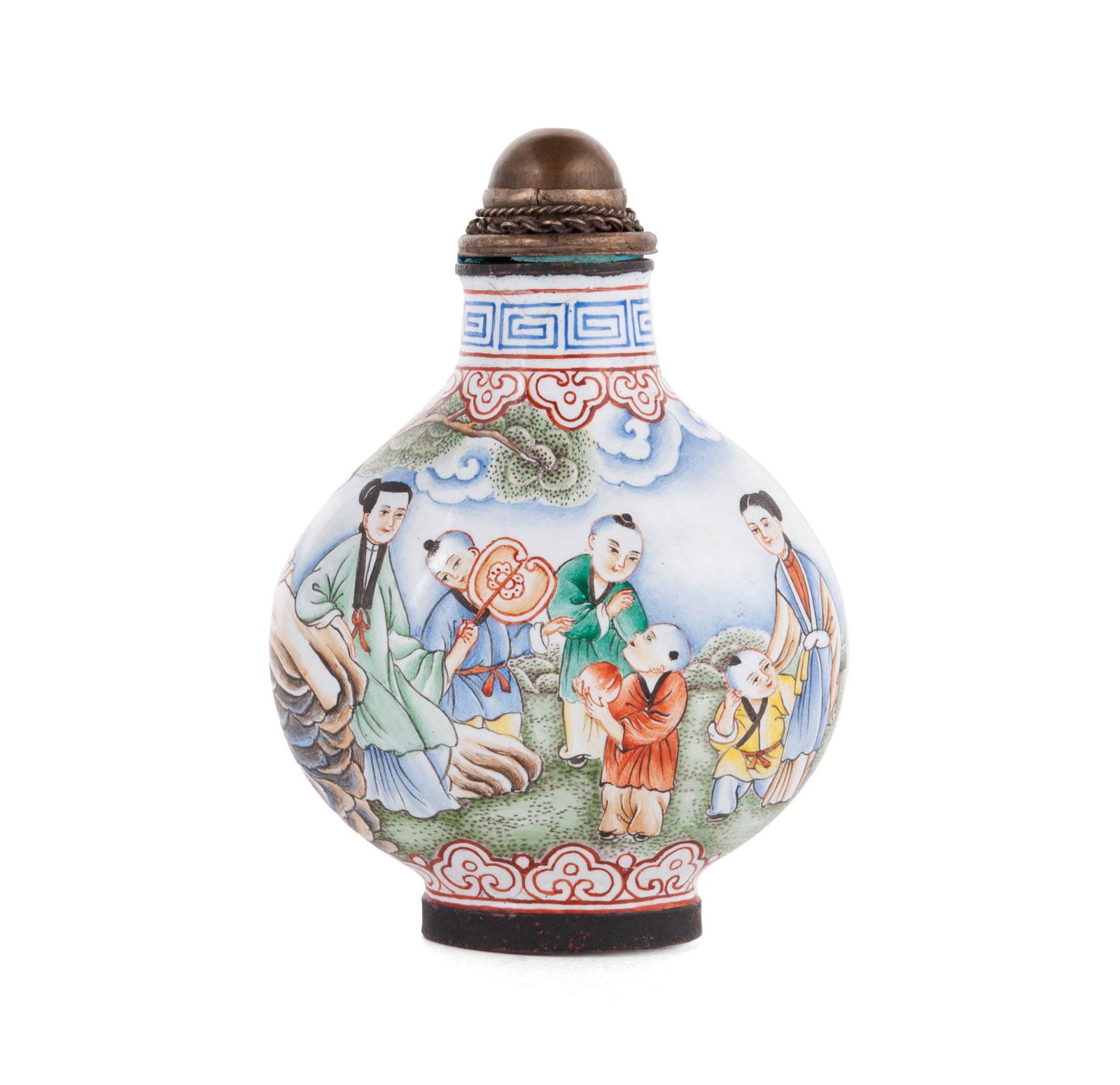 A FINELY PAINTED QIANLONG METAL ENAMEL SNUFF BOTTLE (1 of 7)