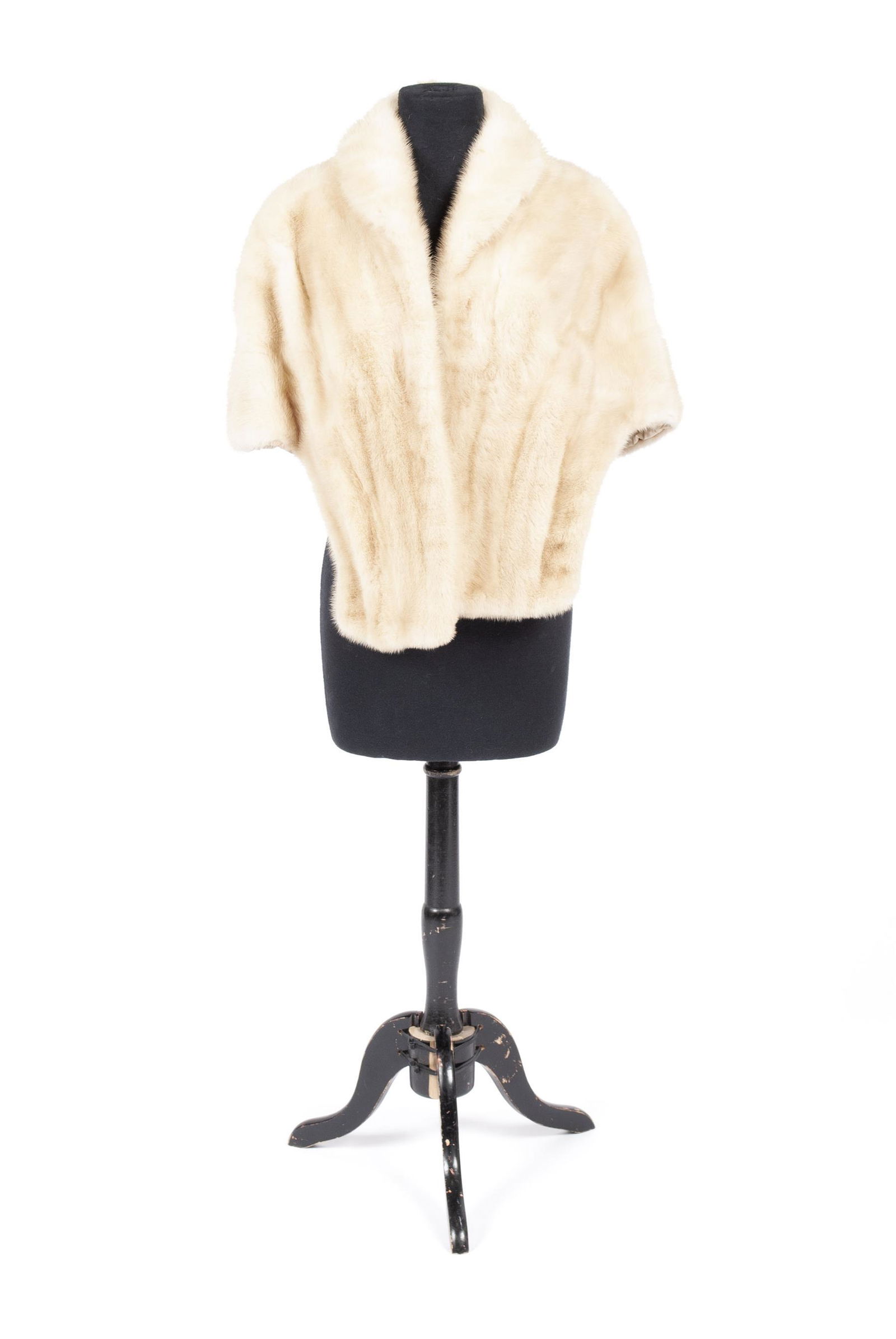 VANDERVOORT'S WHITE MINK STOLE (1 of 6)