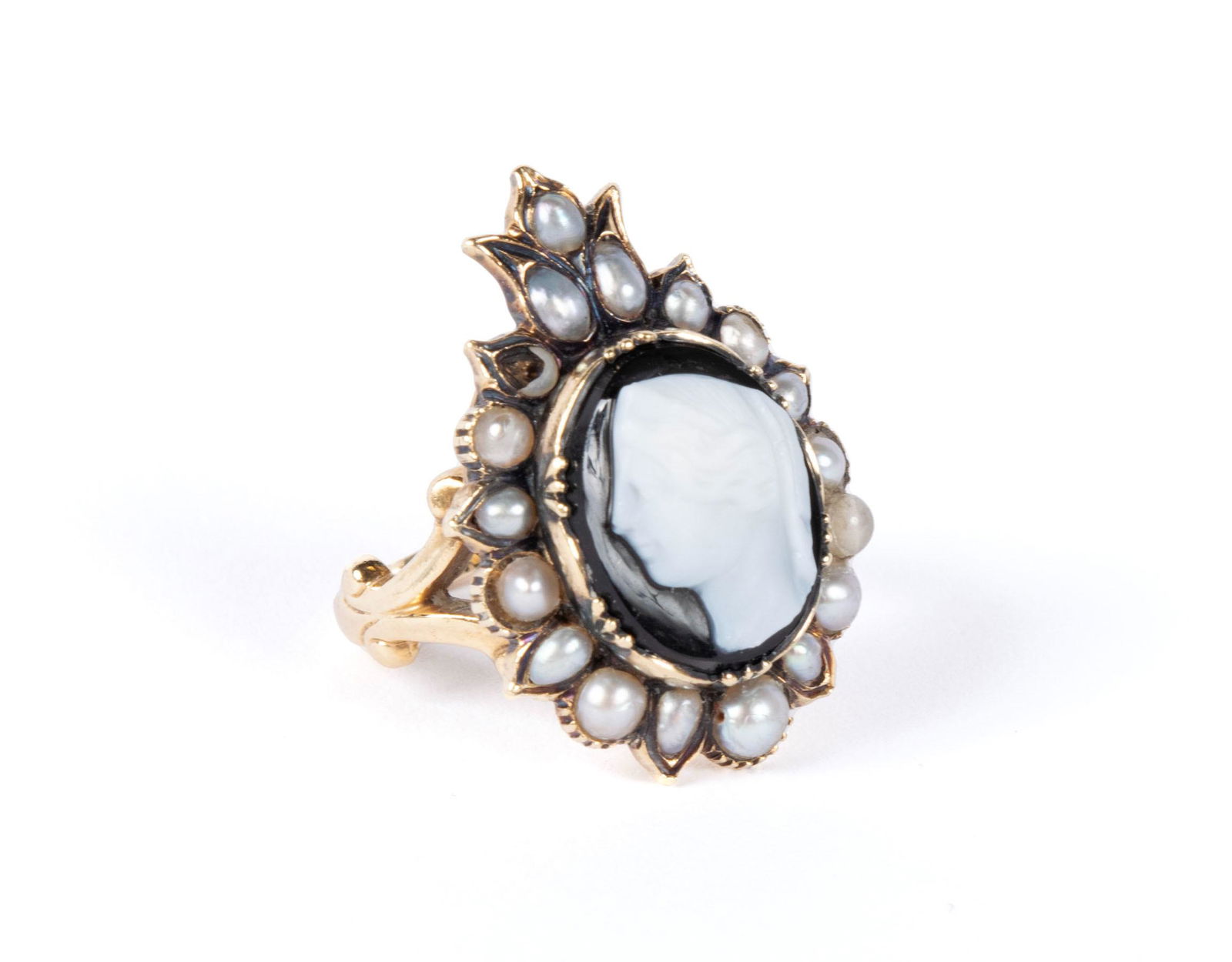 VICTORIAN CAMEO RING BELONGING TO ST. LOUIS HISTORIAN FRANCES CLARKSON BRECKNER (1 of 6)
