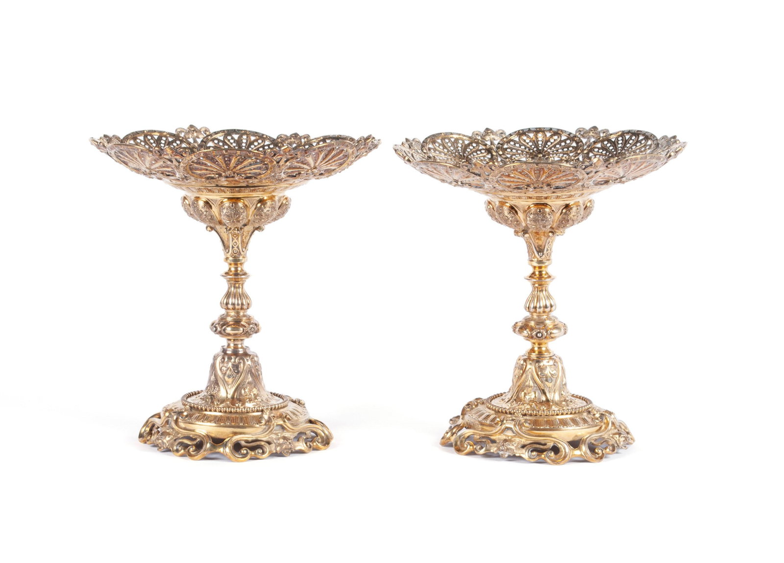 PAIR OF FINE VICTORIAN R&S GARRARD & CO. GILT TAZZAS (1 of 10)