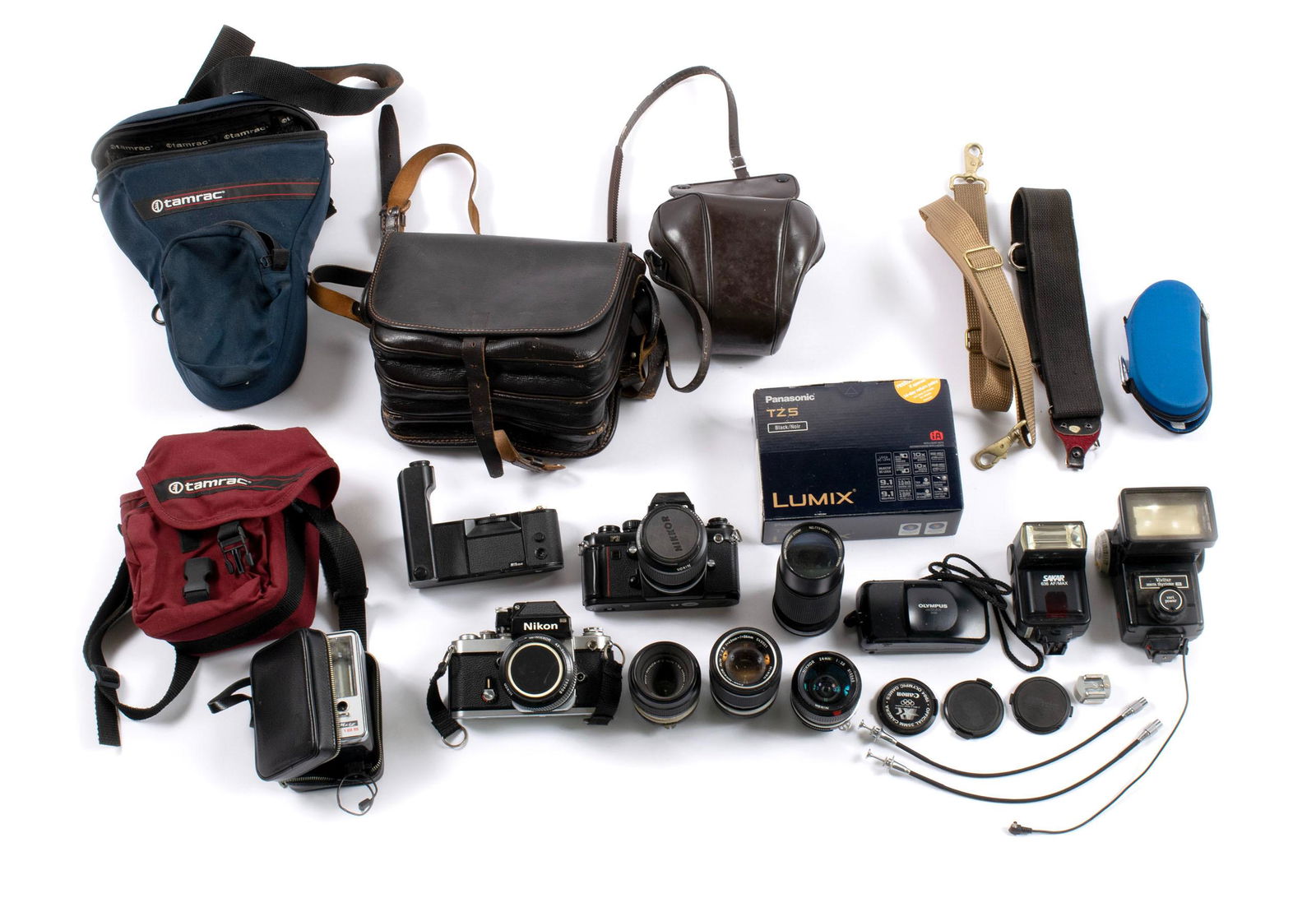 COLLECTION OF NIKON CAMERAS AND ACCOUTREMENTS (1 of 11)