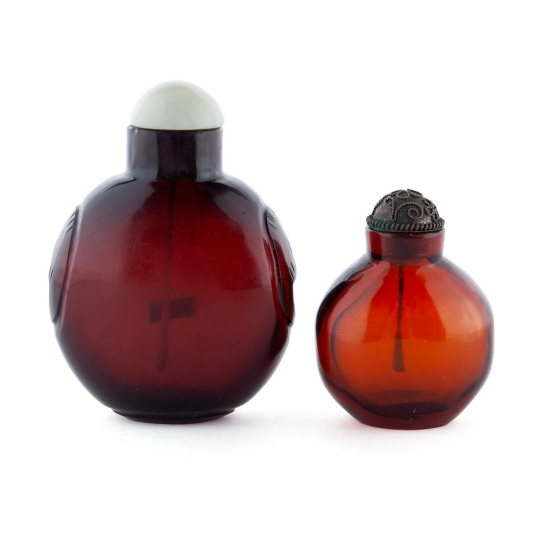 TWO AMBER COLORED GLASS SNUFF BOTLLES (1 of 6)