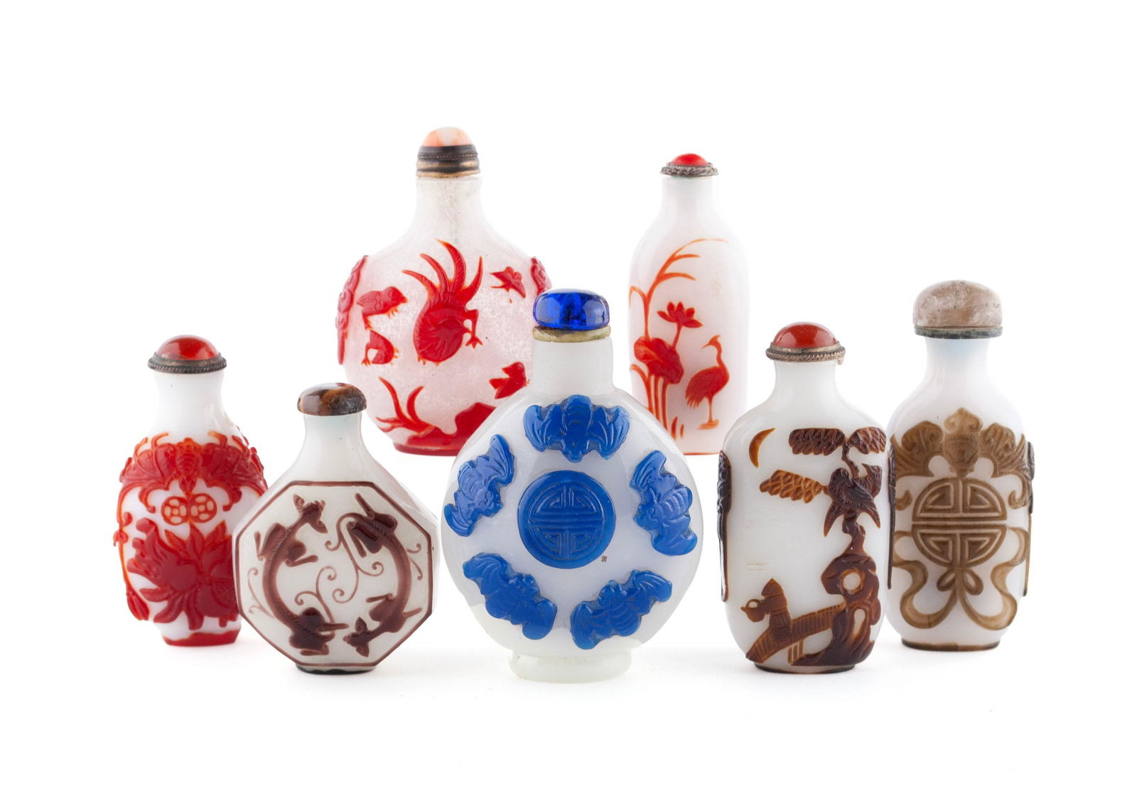 SEVEN OVERLAY GLASS SNUFF BOTTLES (1 of 20)