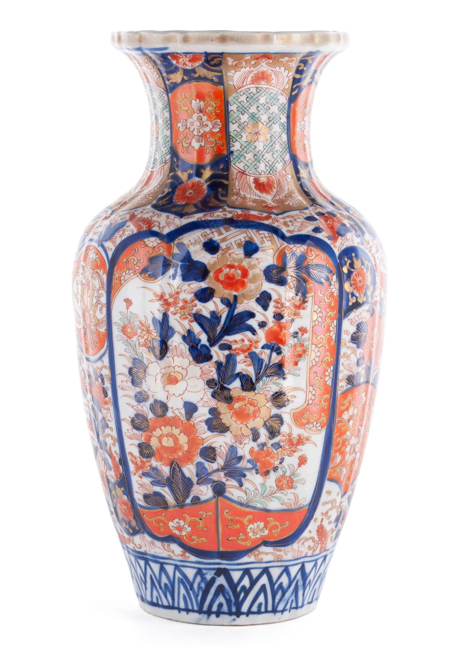 IMARI VASE (1 of 10)
