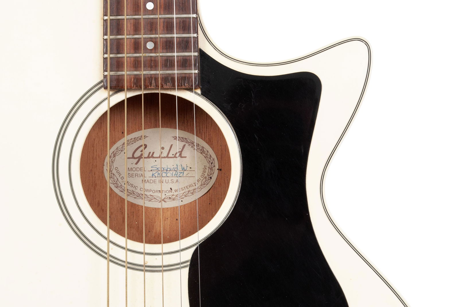 GUILD "SONGBIRD" ACOUSTIC GUITAR (1 of 9)