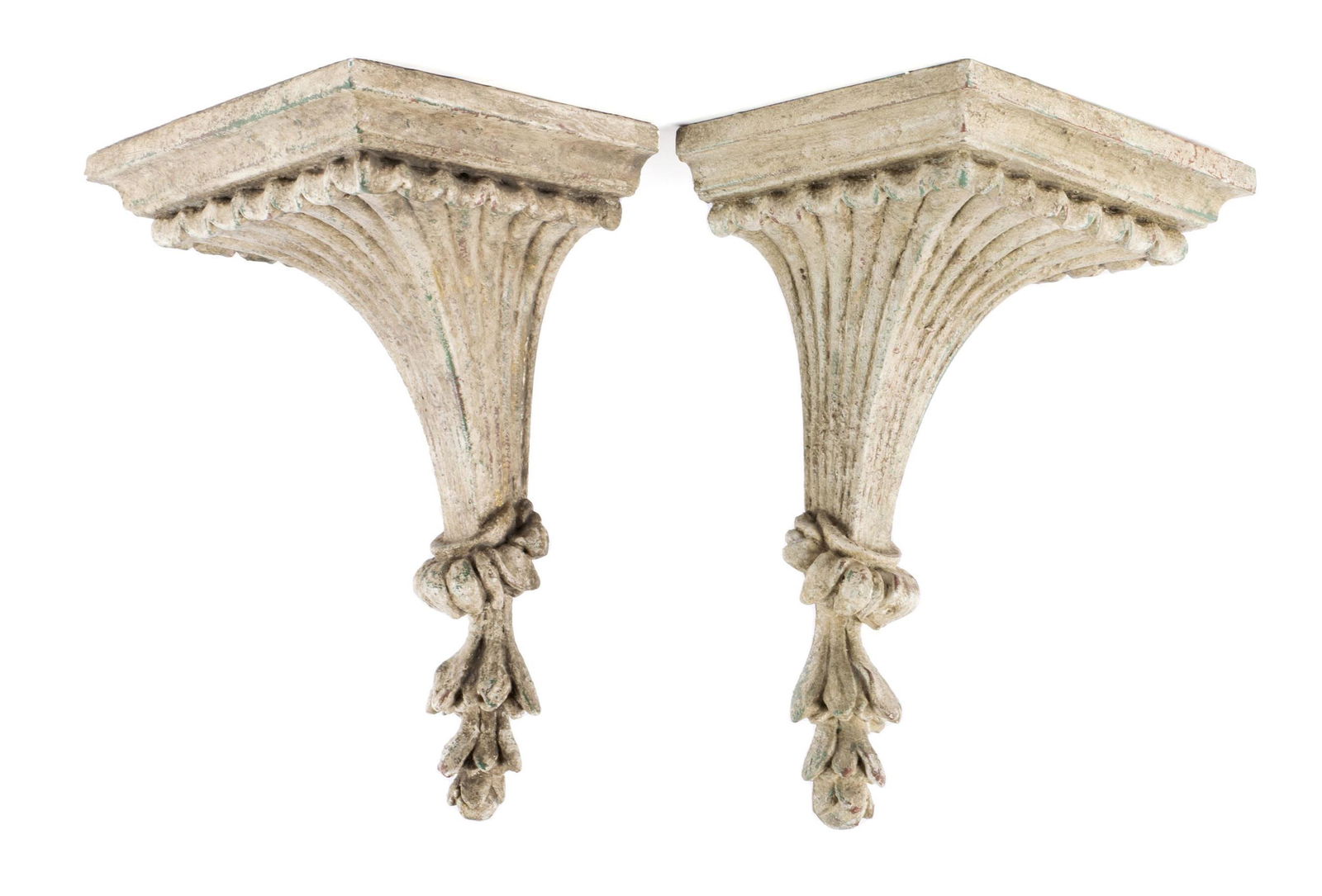 PAIR OF WOODEN WALL BRACKETS (1 of 9)