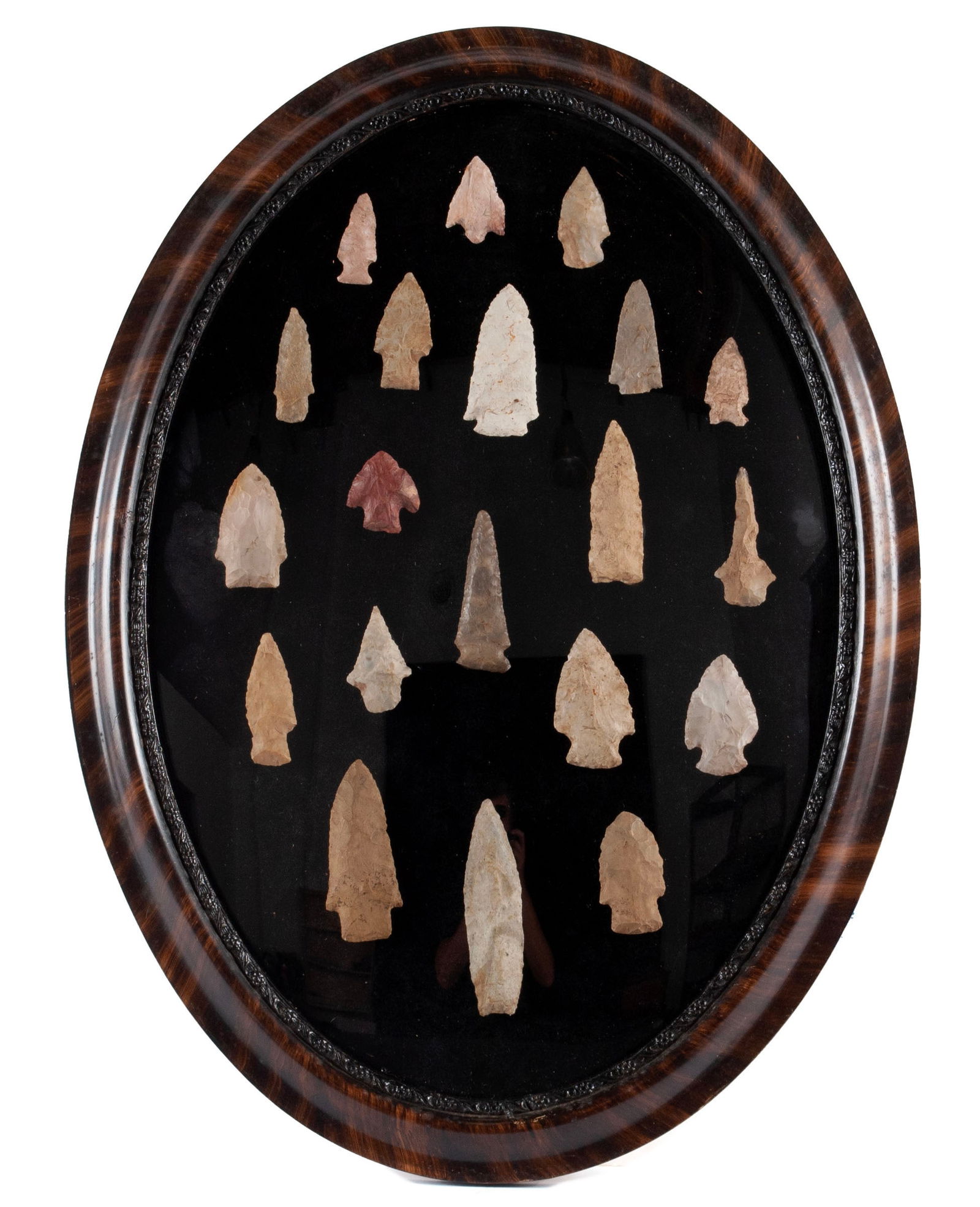 NATIVE AMERICAN ARROWHEADS AND SCRAPERS (1 of 4)